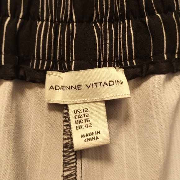 Adrienne Vittadini Black Wide Leg Pants 12 - Picture 3 of 3